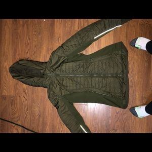 Lululemon jacket size 10
